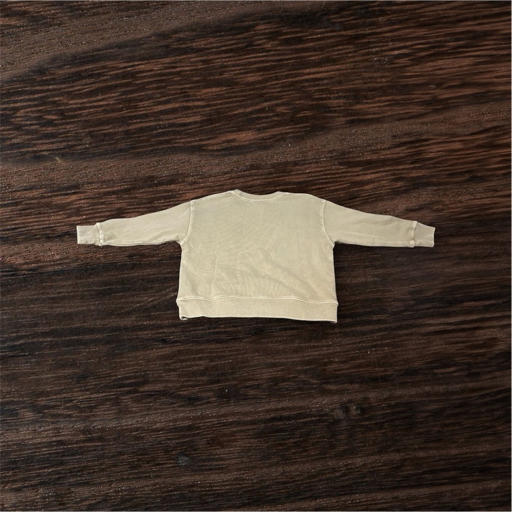 Little Texan Design
NWT
Size 6
Long Sleeve Sweatshirt - Picture 2 of 3